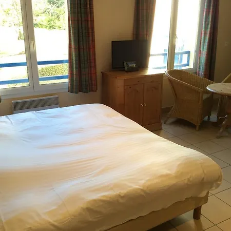 Les Ducs De Avec Hebergement, Repas & Pdj, Seminaire, Bureau & Parking Aparthotel 3*