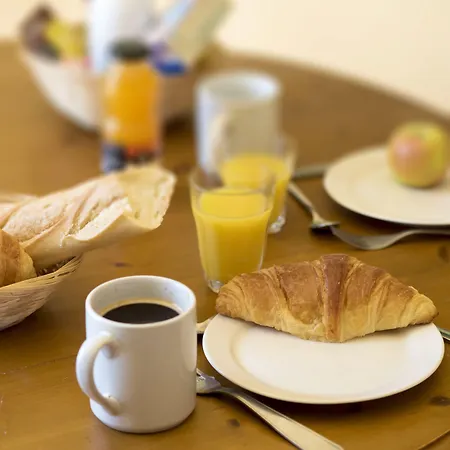 Les Ducs De Avec Hebergement, Repas & Pdj, Seminaire, Bureau & Parking 3*