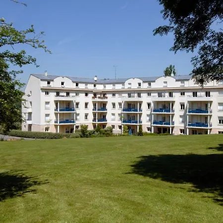 Les Ducs De Avec Hebergement, Repas & Pdj, Seminaire, Bureau & Parking Aparthotel 3*