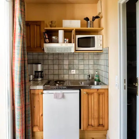Les Ducs De Avec Hebergement, Repas & Pdj, Seminaire, Bureau & Parking 3* Chevreuse