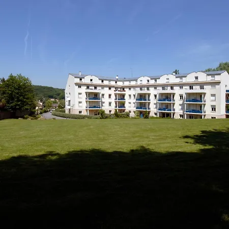 Apartmanhotel Les Ducs De Avec Hebergement, Repas & Pdj, Seminaire, Bureau & Parking Chevreuse