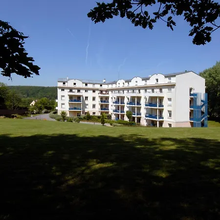 Les Ducs De Avec Hebergement, Repas & Pdj, Seminaire, Bureau & Parking 3*