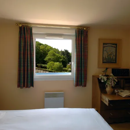 Aparthotel Les Ducs De Avec Hebergement, Repas & Pdj, Seminaire, Bureau & Parking 3*
